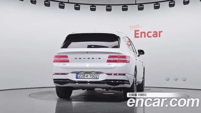 Genesis GV80 — Фото автомобиля 4