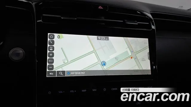 Hyundai Tucson Tucson (NX4) Дизель 2.0 2WD — Фото автомобиля 14