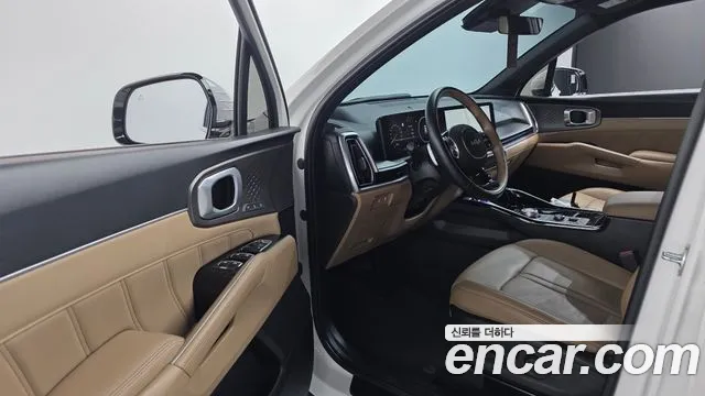 Kia Sorento Новый Sorento 4 поколение Бензин 2.5T 2WD — Фото автомобиля 10