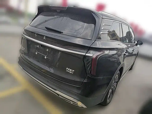 Hongqi HS7 PHEV — Фото автомобиля 8