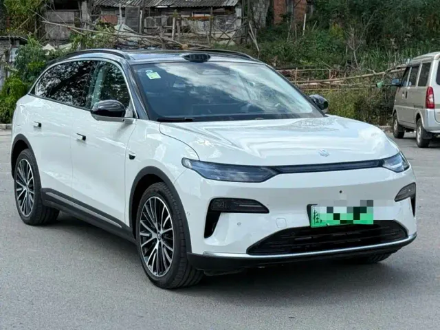 Leapmotor C11 — Фото автомобиля 3