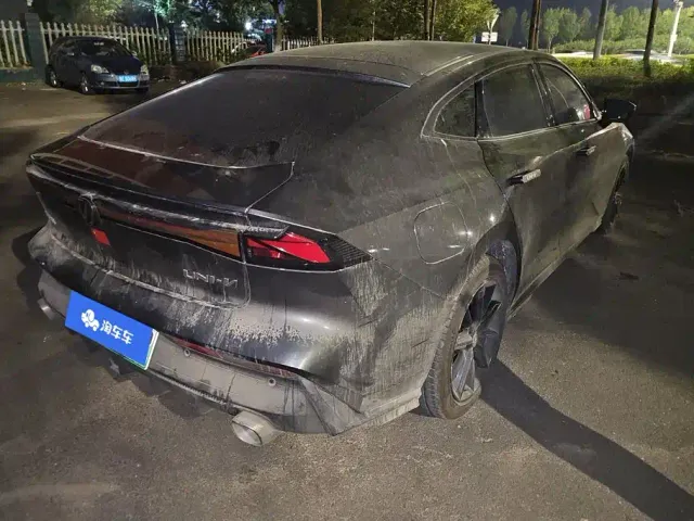 Changan UNI-V — Фото автомобиля 3