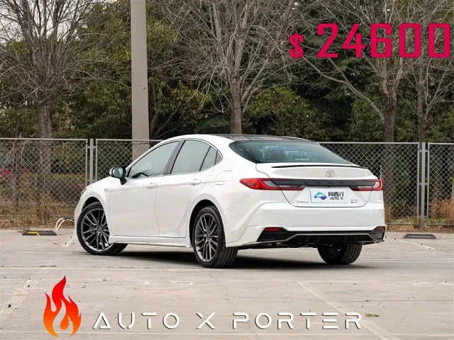 Toyota Camry — Фото автомобиля 8