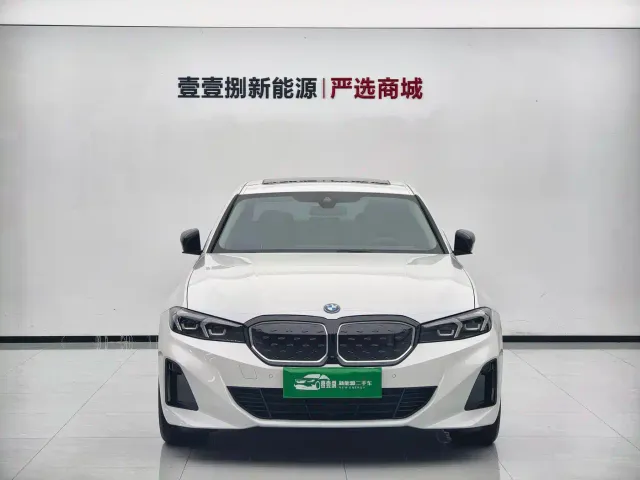 BMW i3 — Фото автомобиля 2