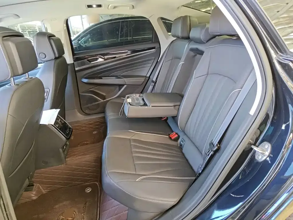Volkswagen Passat 2024 330TSI Starlight Elite Edition — Фото автомобиля 12