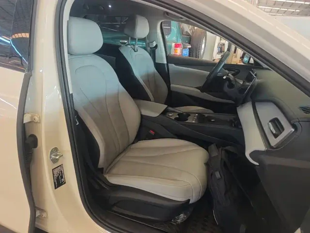 BYD Seal 06 DM-i Touring — Фото автомобиля 24