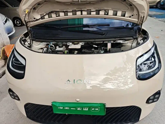 GAC Aion UT — Фото автомобиля 19