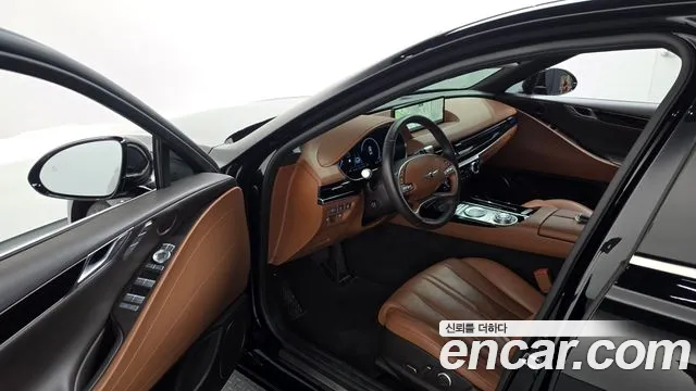 Genesis G80 Бензин 2.5 турбо AWD — Фото автомобиля 10