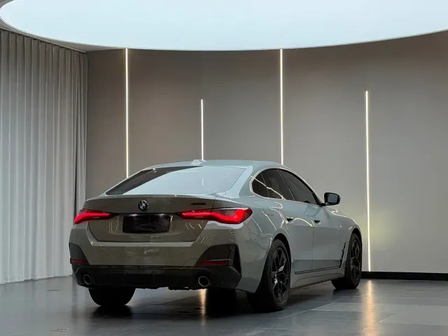 BMW 4 Series — Фото автомобиля 9