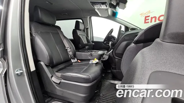 Hyundai Staria — Фото автомобиля 11