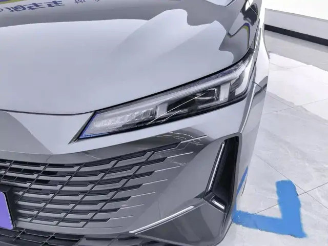 Changan Lamore — Фото автомобиля 5