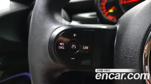 Mini Cooper Cooper 5 дверей Classic — Фото автомобиля 29