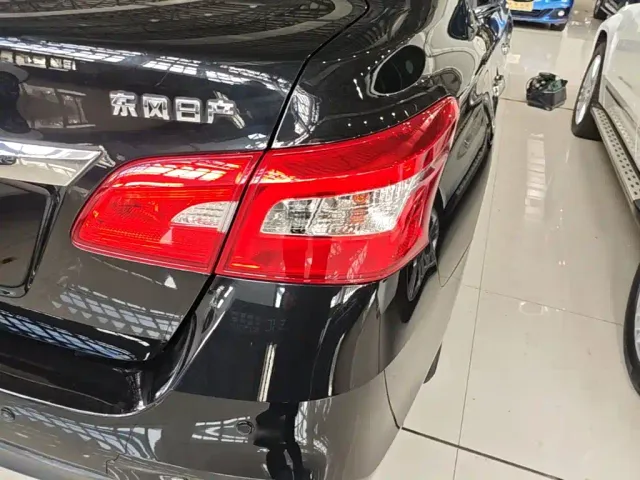 Nissan Sylphy — Фото автомобиля 7