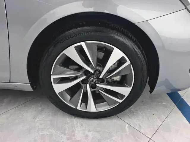 Peugeot 408 — Фото автомобиля 6