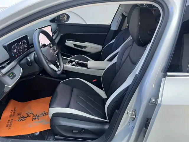 Volkswagen Sagitar — Фото автомобиля 6