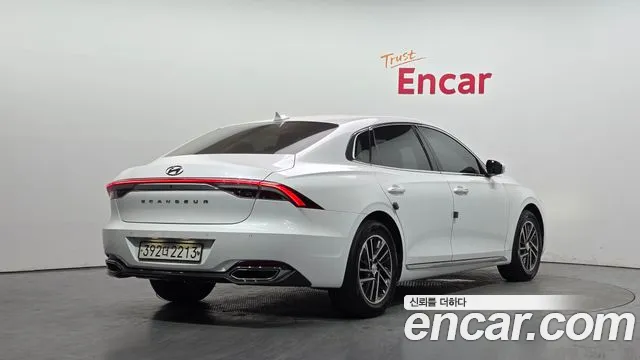 Hyundai Grandeur Новый Grandeur IG 3.0 LPi (Такси) — Фото автомобиля 2