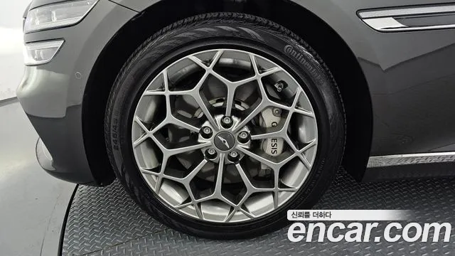 Genesis G80 Бензин 2.5 турбо AWD — Фото автомобиля 4