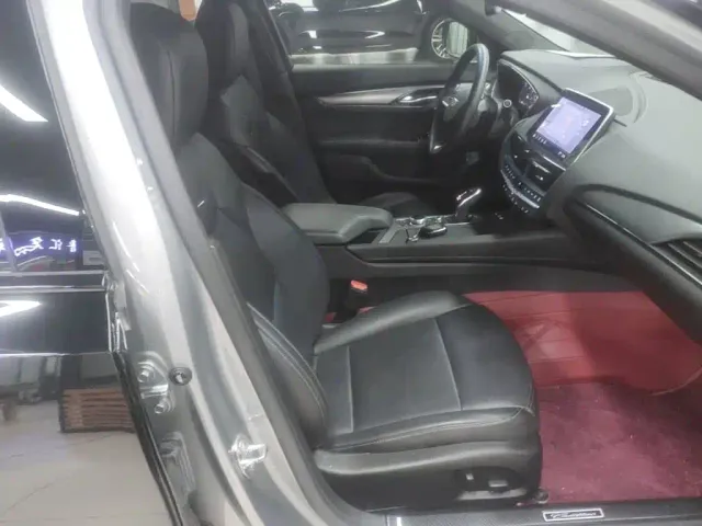 Cadillac CT5 — Фото автомобиля 24