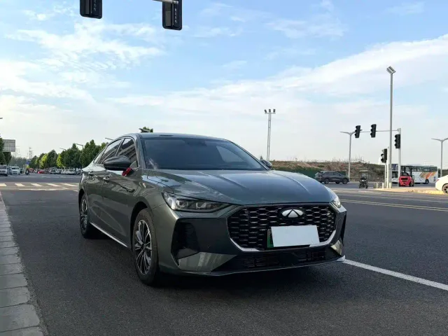 Chery Fulwin A8L — Фото автомобиля 3