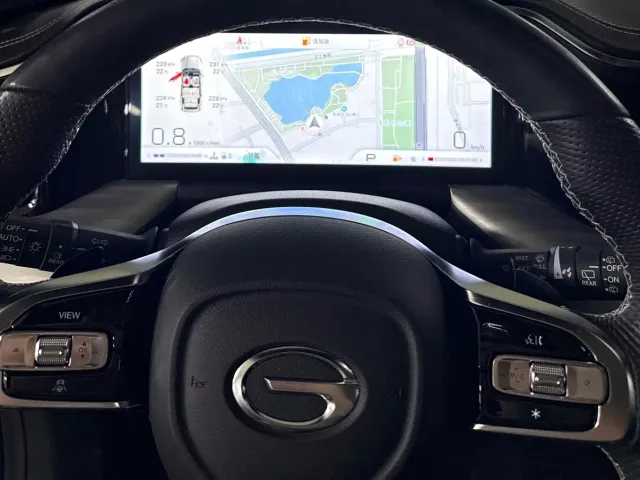 GAC Trumpchi GS8 — Фото автомобиля 11