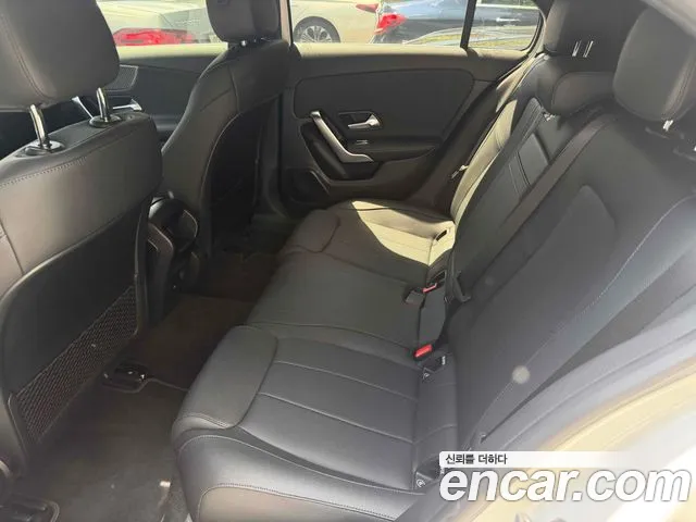 Mercedes-Benz A-Class W177 — Фото автомобиля 5