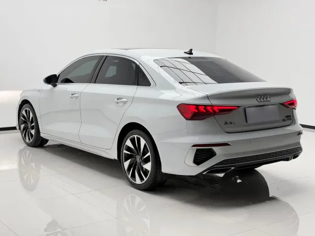 Audi A3 — Фото автомобиля 4