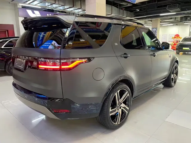 Land Rover Discovery — Фото автомобиля 12