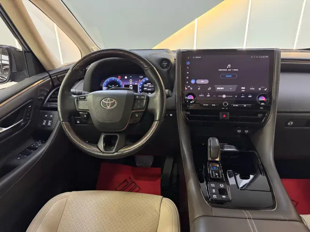 Toyota Alphard — Фото автомобиля 26