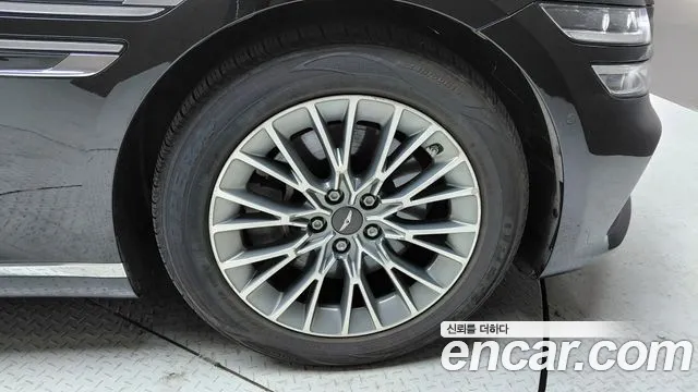 Genesis G80 Бензин 2.5 турбо AWD — Фото автомобиля 21