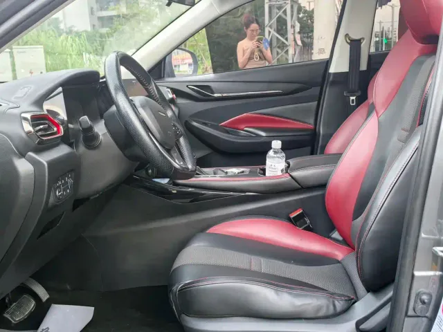 Changan Oushang X5 — Фото автомобиля 9