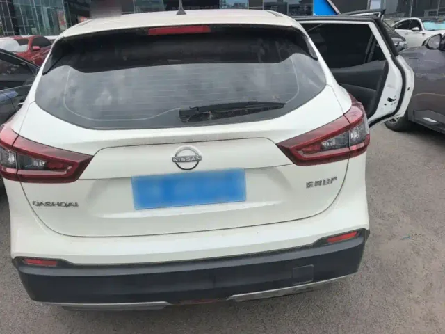 Nissan Qashqai — Фото автомобиля 5