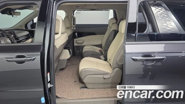 Kia Carnival 4th Gen — Фото автомобиля 11