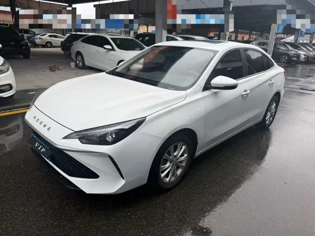 Фотография автомобиля — Roewe i5