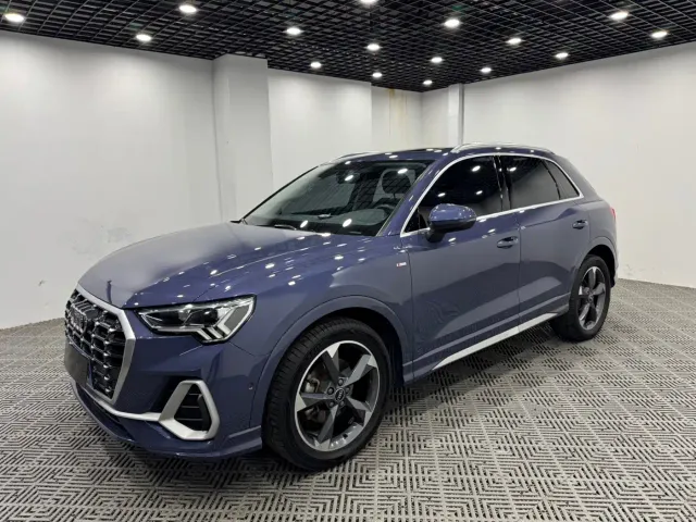 Audi Q3 — Фото автомобиля 3