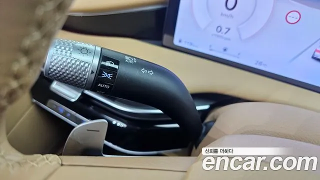 Genesis G80 Бензин 2.5 турбо 2WD — Фото автомобиля 28