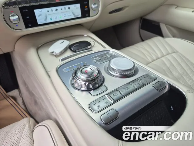 Genesis G90 Бензин 3.5 турбо AWD — Фото автомобиля 20