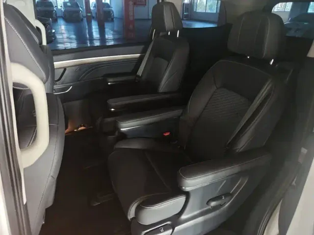 GAC Trumpchi M8 — Фото автомобиля 16