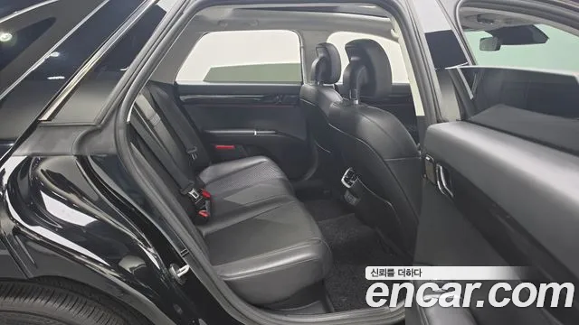 Hyundai Grandeur — Фото автомобиля 11