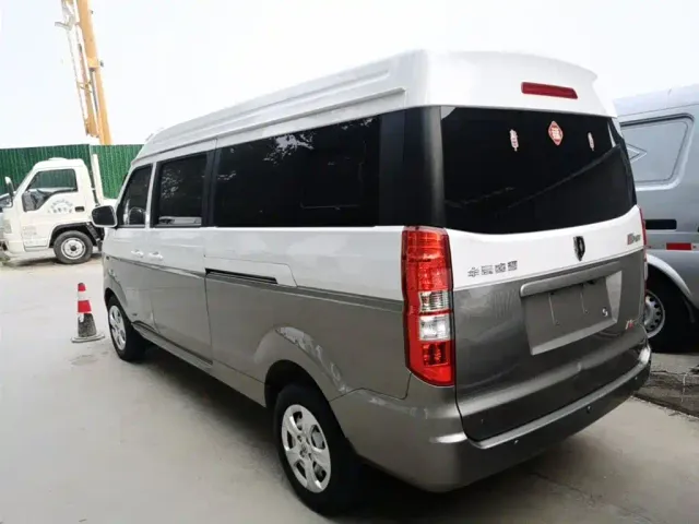 Jinbei New Hiace X30L — Фото автомобиля 4