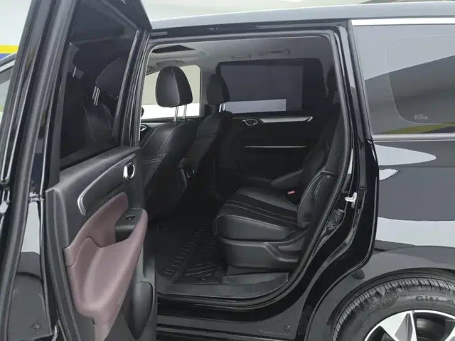 GAC Trumpchi M6 — Фото автомобиля 11