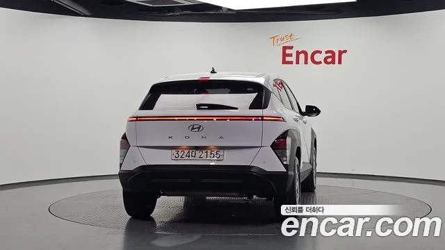 Hyundai Kona — Фото автомобиля 4