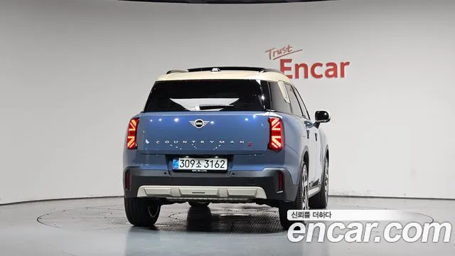 Mini Countryman — Фото автомобиля 3