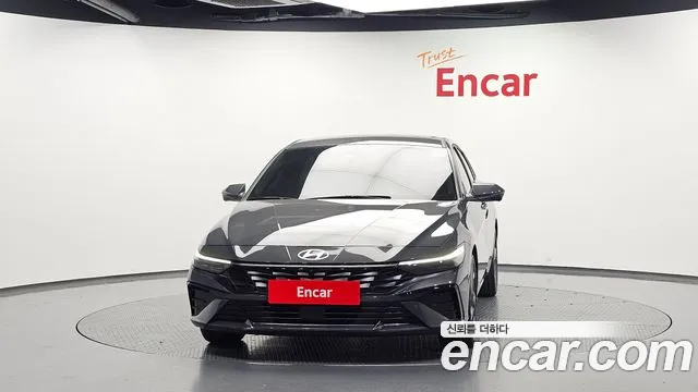 Hyundai Avante CN7 — Фото автомобиля 3