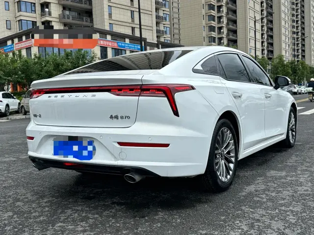 Bestune B70 — Фото автомобиля 16