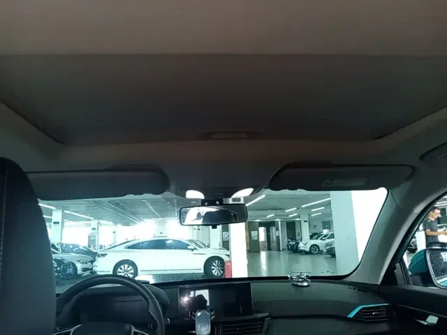 Dongfeng Aeolus Yixuan 2021 230T Auto Shadow Chaser Edition — Фото автомобиля 17