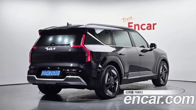 Kia EV9 — Фото автомобиля 2