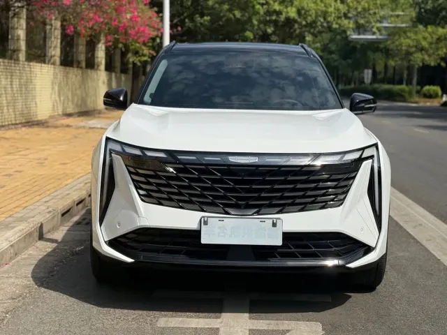 Geely Boyue L — Фото автомобиля 2