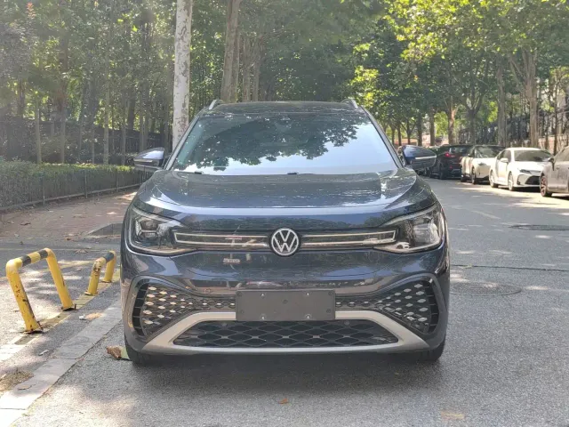 Volkswagen ID.6 Crozz — Фото автомобиля 2