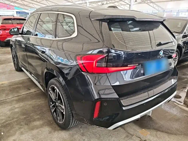 BMW X1 — Фото автомобиля 4