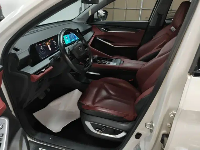 Changan CS75 Plus — Фото автомобиля 14